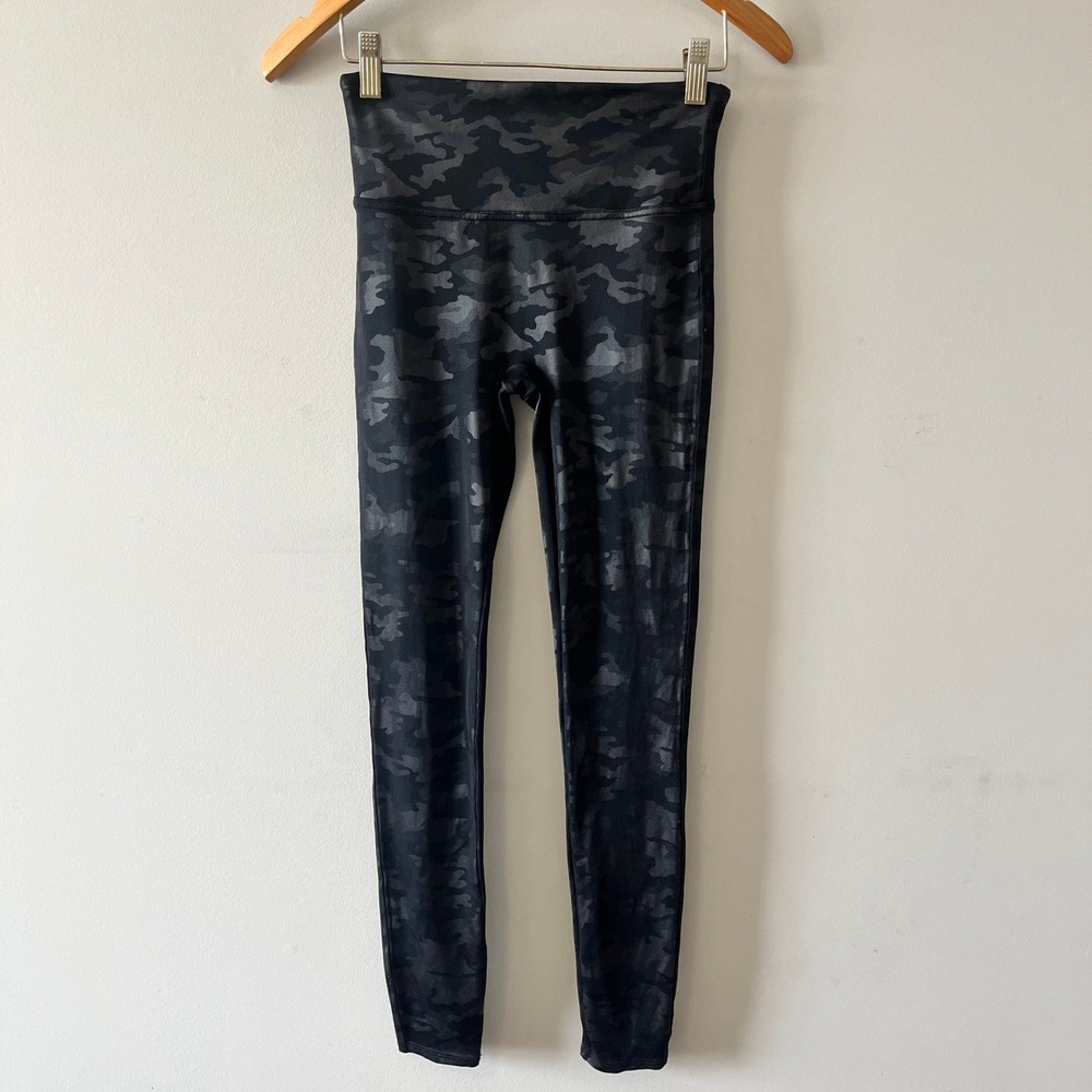 Spanx Faux Leather Camo Leggings Black Camo S High Waist Shaping 20185R